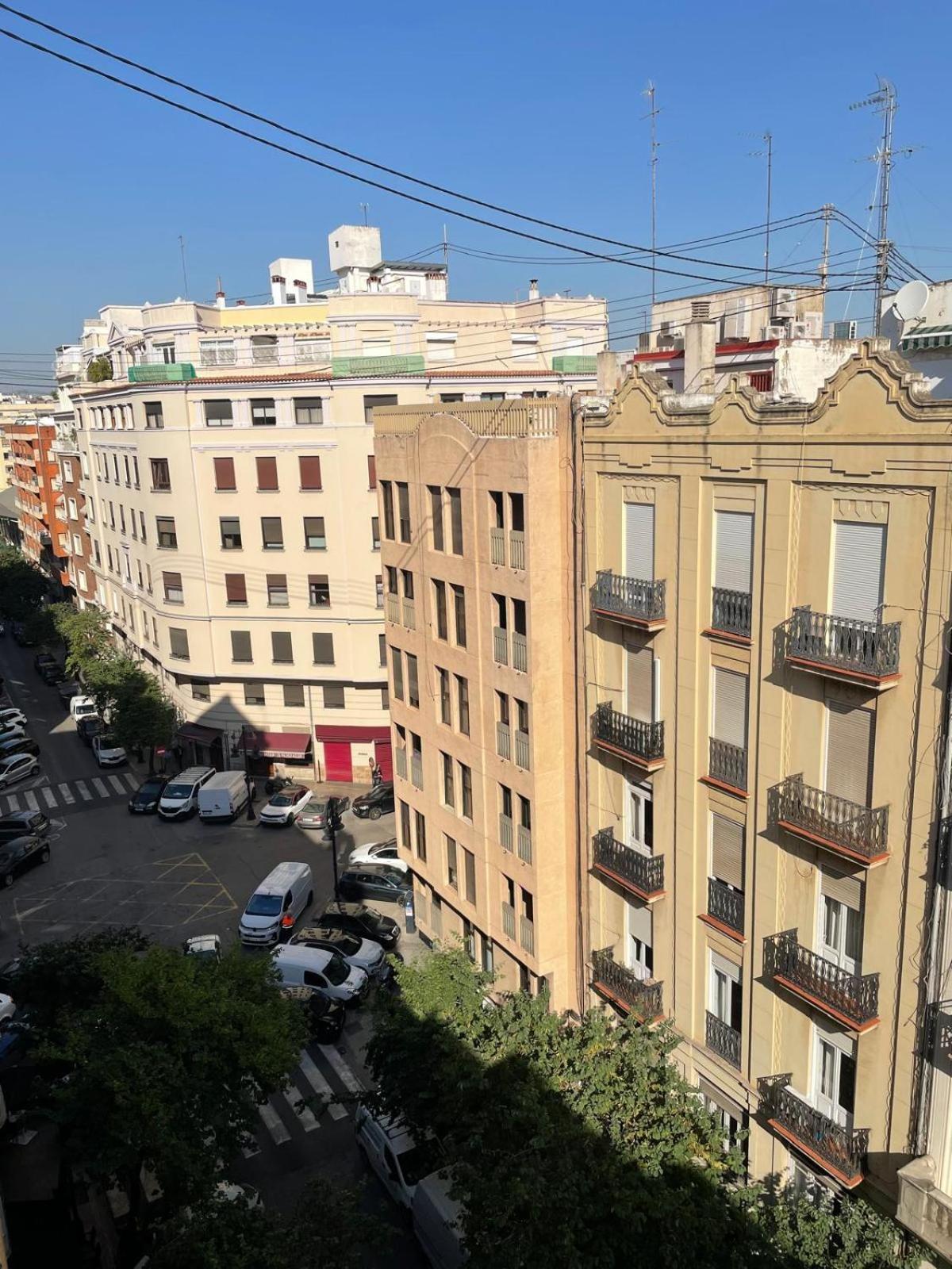Colon Market Downtown Валенсия Екстериор снимка